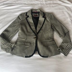 Black and White Houndstooth Blazer